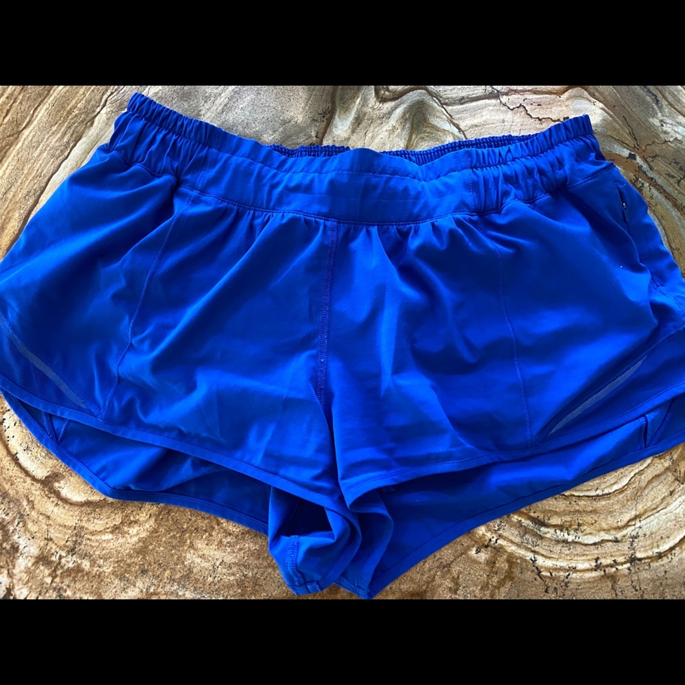 LULU Hottie hot shorts 2in